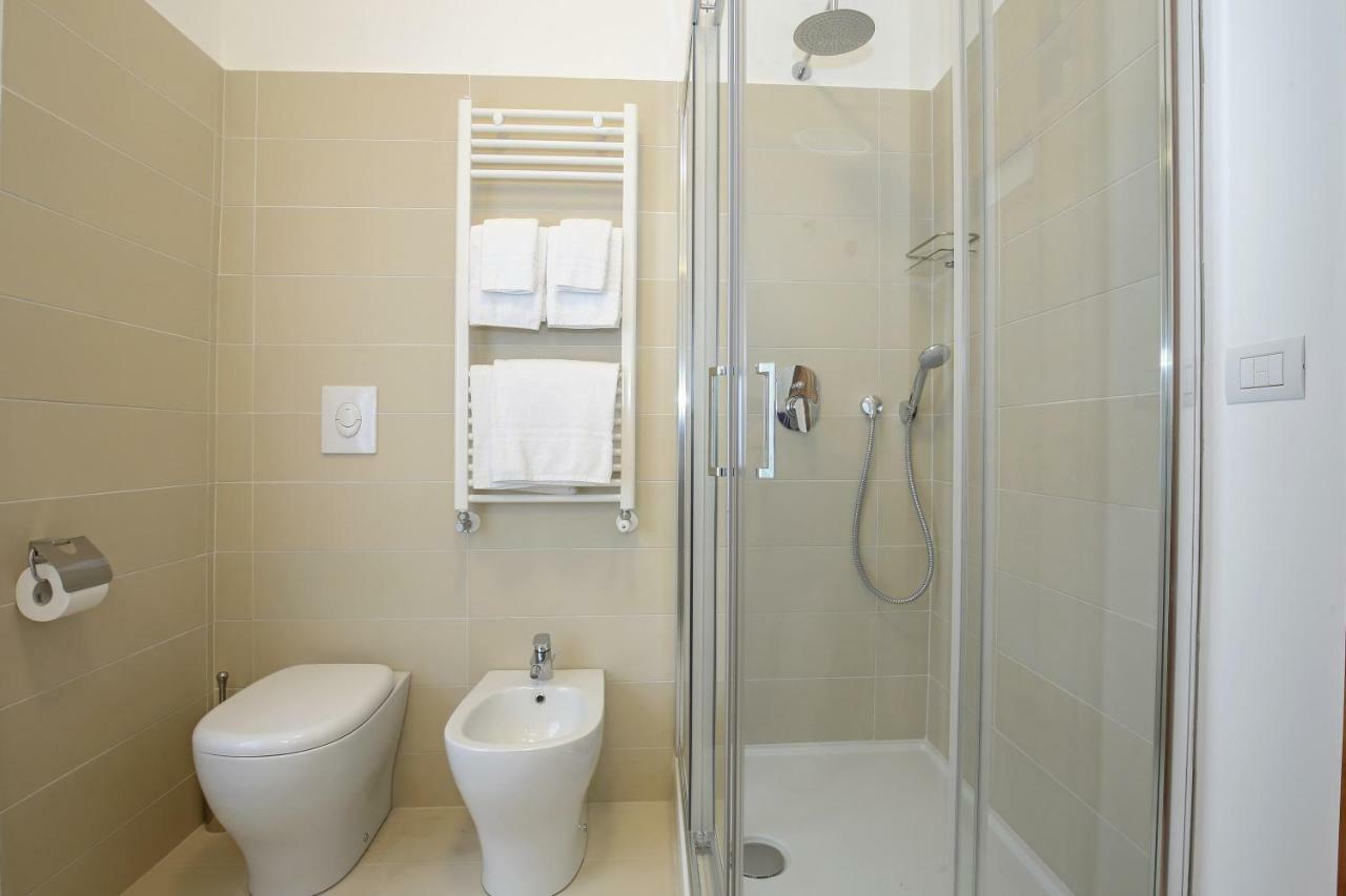 Starhost - Golden Suite Salerno Exterior photo